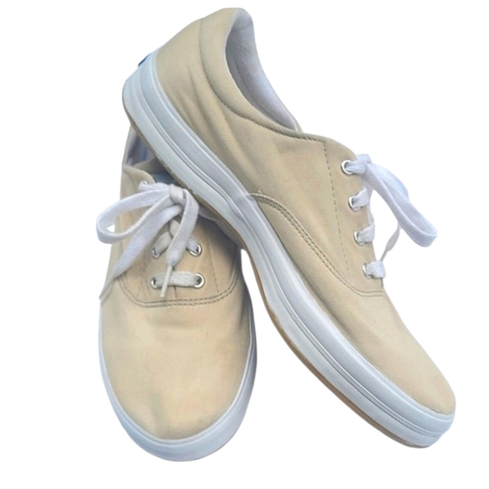Keds Beige Classic Canvas Sneaker Lace Up Low Top Tennis Shoe Heel Logo Casual